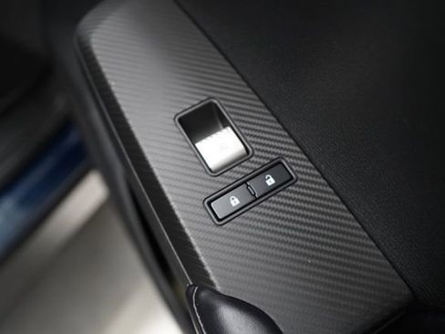 Used 2023 Mitsubishi Outlander SE image 75