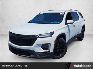 Used 2023 Chevrolet Traverse LT FWD video 1