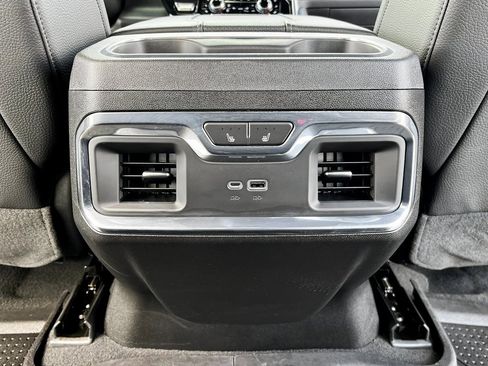 Used 2024 GMC Sierra 2500 Denali image 20