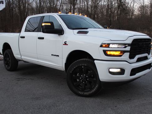 Used 2025 RAM 2500 Big Horn image 24