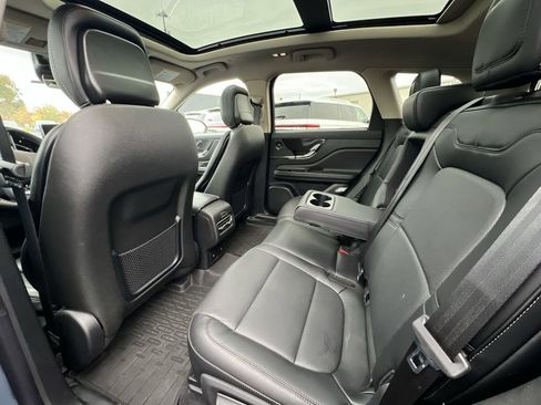 Used 2025 Lincoln Corsair Grand Touring w/ Equipment Group 302A AWD/4WD image 27