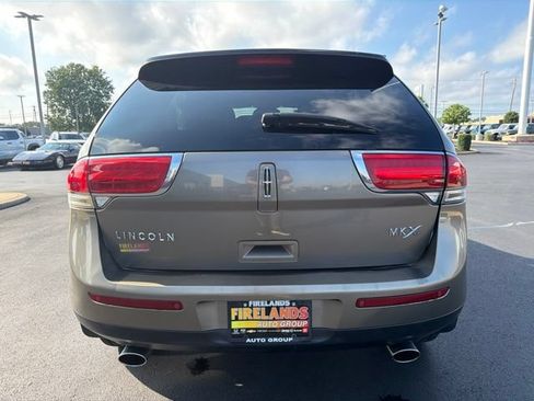Used 2012 Lincoln MKX FWD image 6