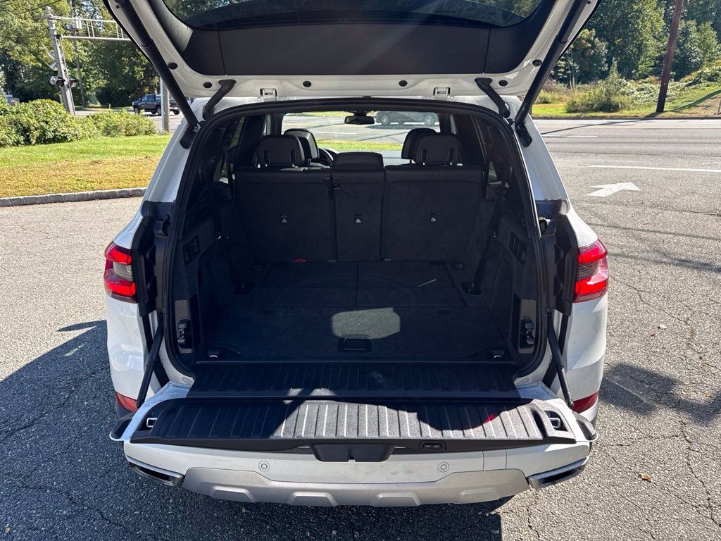 Used 2020 BMW X5 xDrive40i w/ Premium Package AWD/4WD image 11