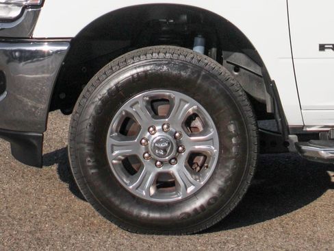 Used 2024 RAM 2500 Big Horn w/ Off Road Package image 36