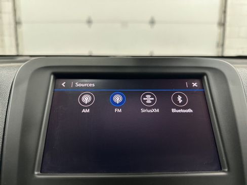 Used 2022 Chevrolet Equinox LS image 29