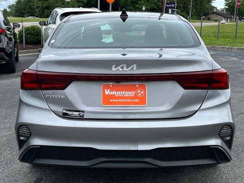 Used 2024 Kia Forte LXS FWD image 7