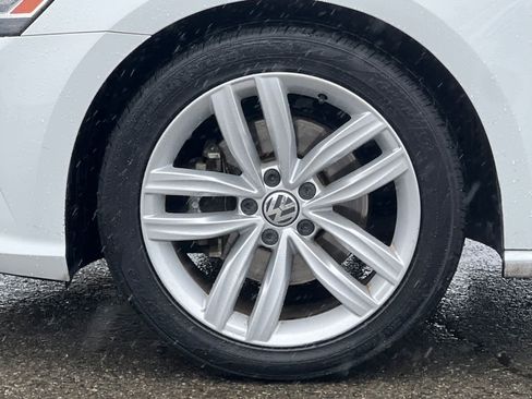 Used 2018 Volkswagen Passat 2.0T SE image 27