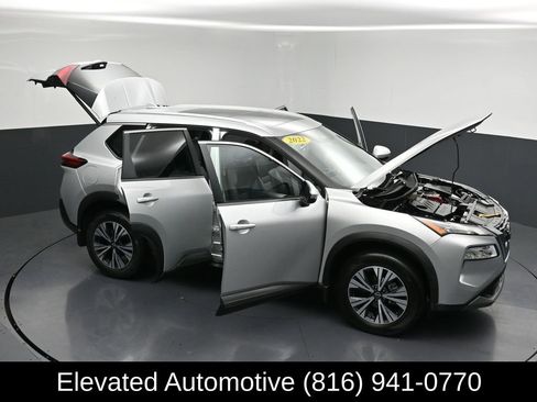 Used 2022 Nissan Rogue SV w/ SV Premium Package AWD/4WD image 30