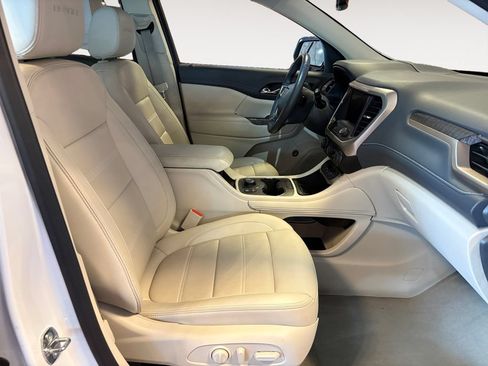 Used 2023 GMC Acadia Denali AWD/4WD image 15