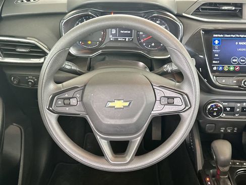 Certified 2023 Chevrolet TrailBlazer LT w/ Convenience Package image 18