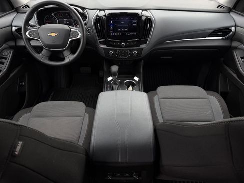 Used 2021 Chevrolet Traverse LT FWD image 6