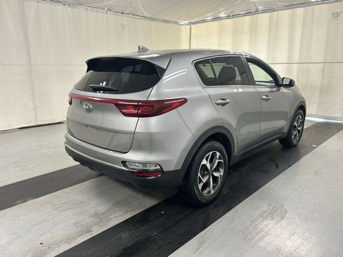 Used 2020 Kia Sportage LX FWD image 2