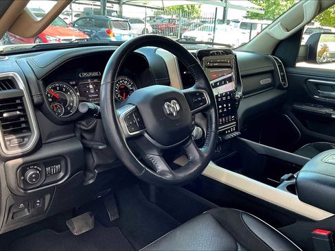Used 2020 RAM 1500 Laramie image 17