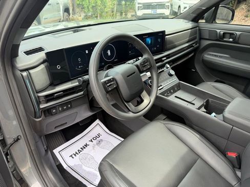 Used 2024 Hyundai Santa Fe Calligraphy AWD/4WD image 16