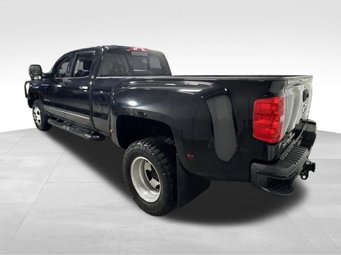 Used 2019 Chevrolet Silverado 3500 LTZ w/ Duramax Plus Package AWD/4WD image 8