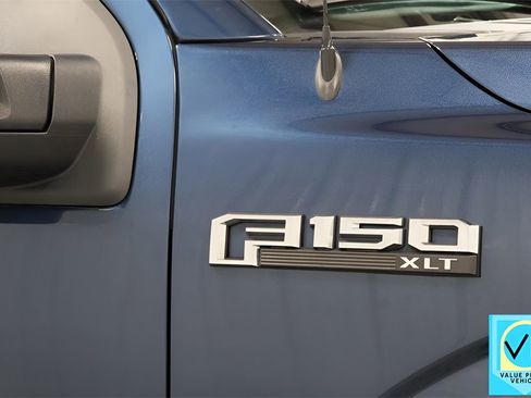 Used 2017 Ford F150 XLT w/ Equipment Group 302A Luxury image 32