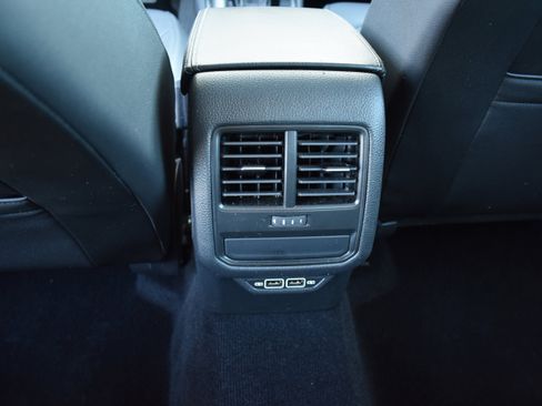 Used 2021 Volkswagen Passat 2.0T SE image 26