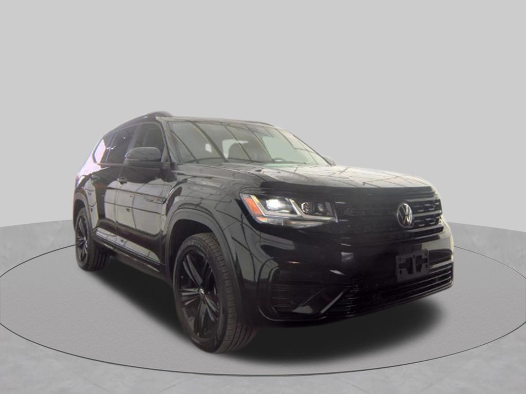 Used 2023 Volkswagen Atlas SEL R-Line AWD/4WD image 3