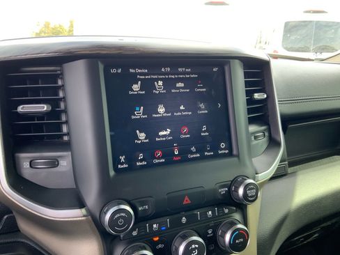Used 2020 RAM 1500 Laramie AWD/4WD image 34
