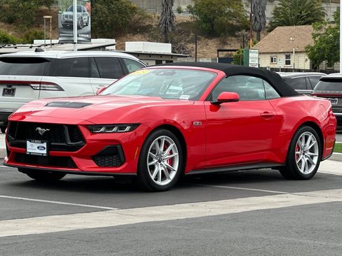 Certified 2025 Ford Mustang GT Premium RWD image 7