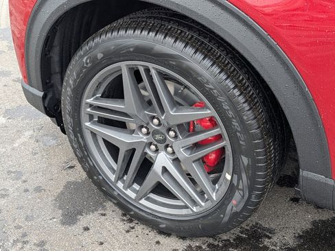 New 2026 Ford Explorer ST-Line w/ ST-Line Street Pack image 11