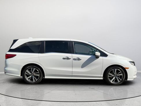 Used 2024 Honda Odyssey Touring image 5