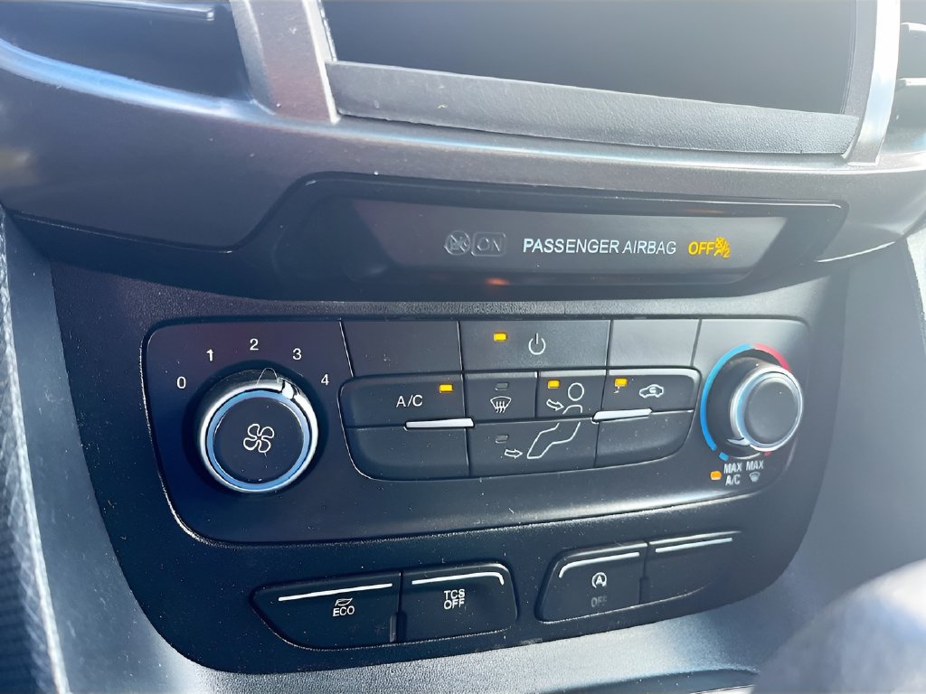 Used 2023 Ford Transit Connect XL FWD image 15
