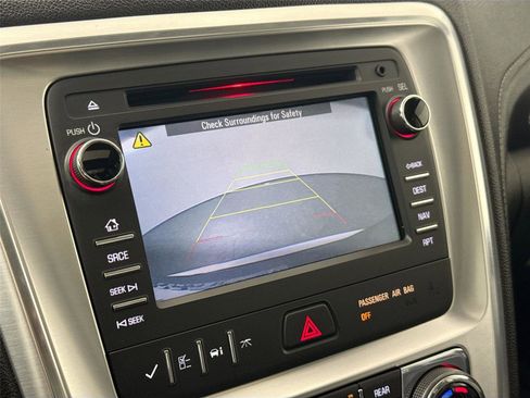 Used 2014 GMC Acadia SLT image 26