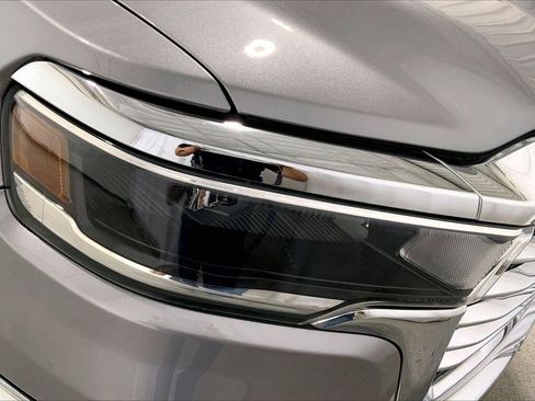 Used 2025 RAM 1500 Laramie image 12