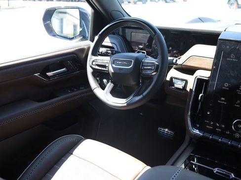 New 2026 GMC Yukon XL Denali Ultimate AWD/4WD image 21