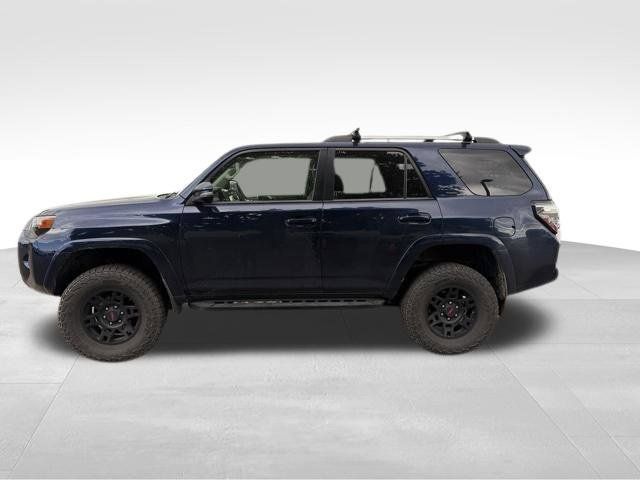 Used 2020 Toyota 4Runner SR5 Premium w/ Moonroof Package AWD/4WD image 4