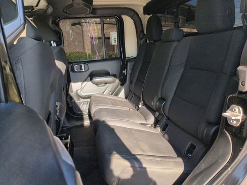 Certified 2020 Jeep Gladiator Sport w/ Quick Order Package 24S image 20