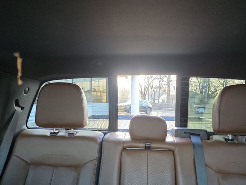 Used 2014 Ford F150 Platinum image 26