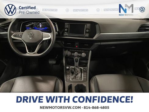 Used 2023 Volkswagen Jetta SE FWD image 10