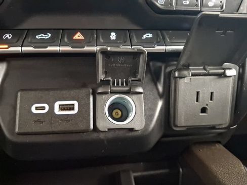 Used 2019 GMC Sierra 1500 Denali w/ Technology Package RWD image 30