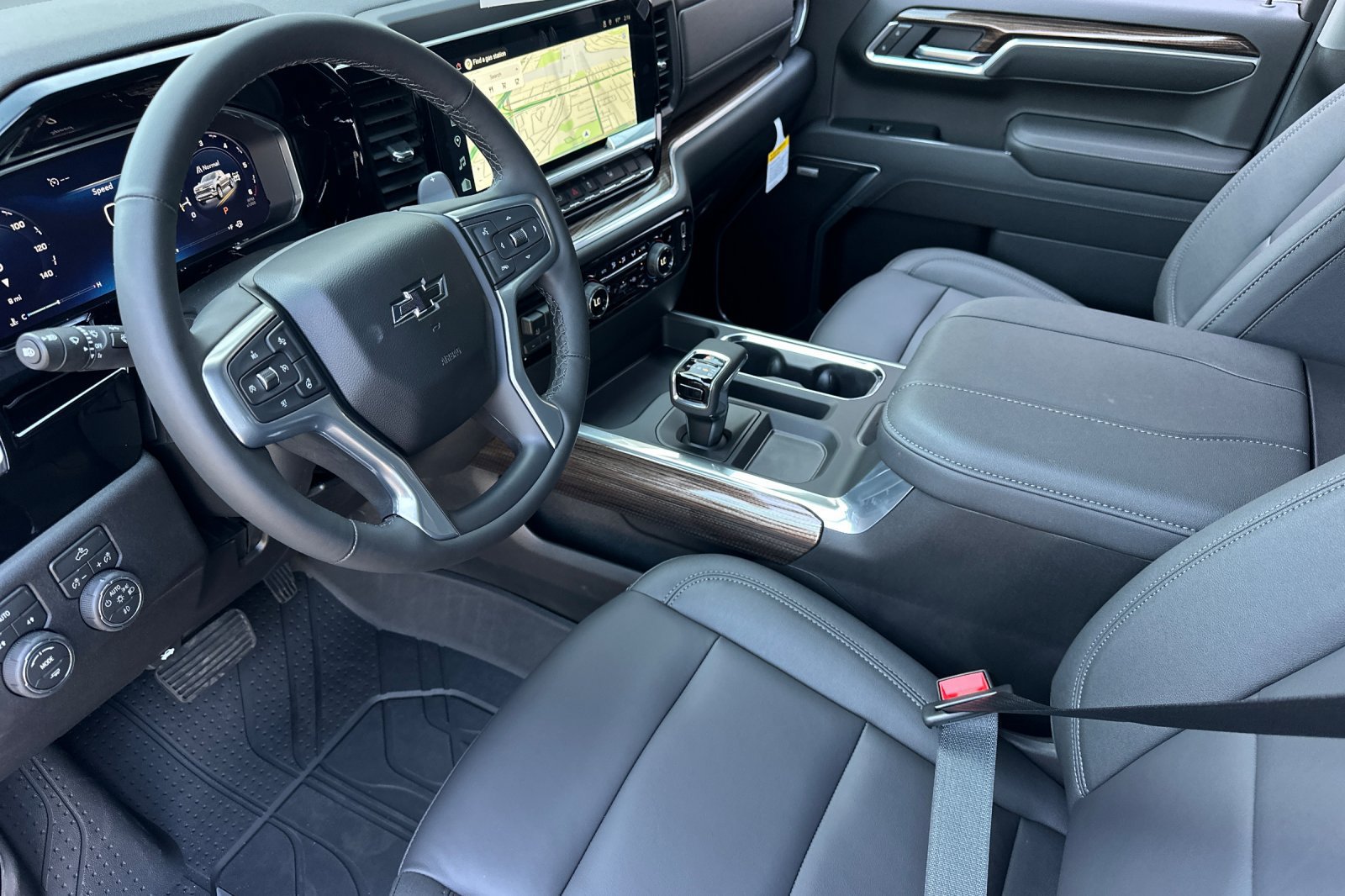 New 2026 Chevrolet Silverado 1500 RST w/ Convenience Package II AWD/4WD image 10