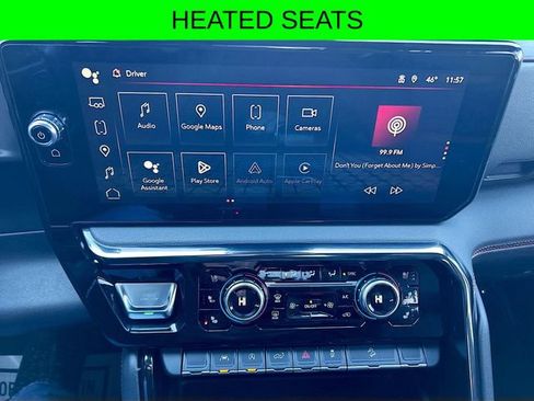 Used 2022 GMC Sierra 1500 AT4 w/ AT4 Preferred Package image 16