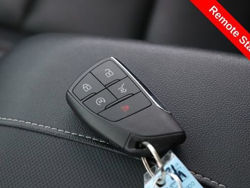 Used 2025 Chevrolet Traverse RS w/ LPO, Floor Liner Package AWD/4WD image 3