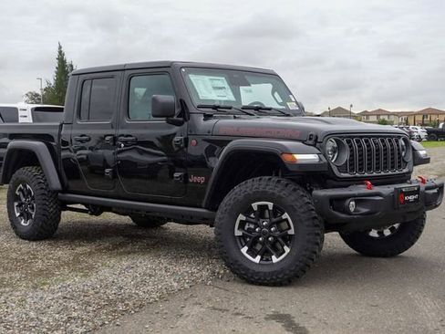 New 2026 Jeep Gladiator Rubicon image 2