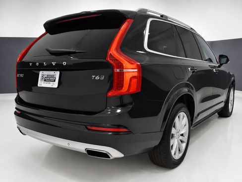 Used 2016 Volvo XC90 T6 Momentum w/ Momentum Plus Package AWD/4WD image 7