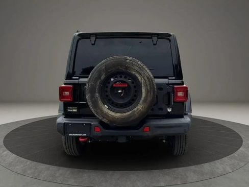 Used 2021 Jeep Wrangler Unlimited Rubicon AWD/4WD image 4