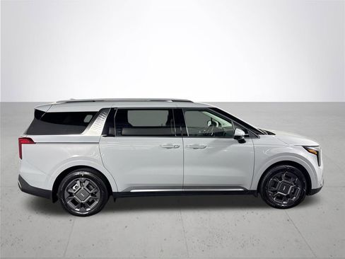 New 2026 Kia Carnival SX image 5