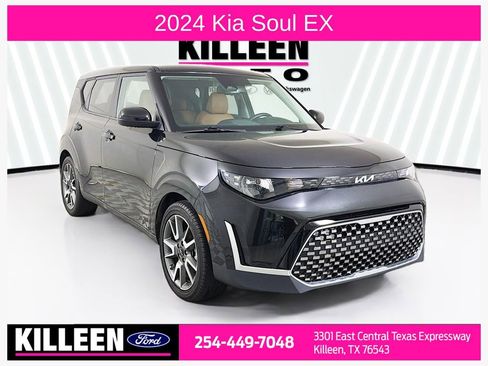 Used 2024 Kia Soul EX w/ Option Group 015 FWD image 1