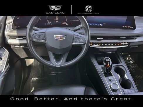 Used 2024 Cadillac XT4 Premium Luxury image 15