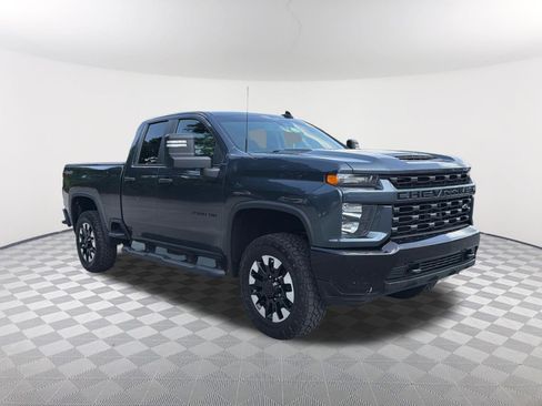 Used 2020 Chevrolet Silverado 2500 Custom w/ Custom Value Package AWD/4WD image 8