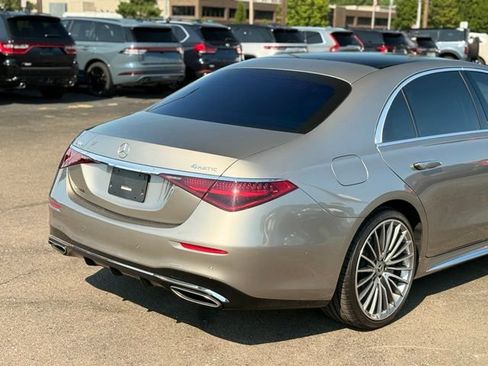 Used 2023 Mercedes-Benz S 580 4MATIC Sedan w/ AMG Line image 45