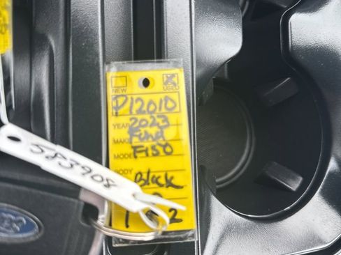 Used 2025 Ford Expedition Active AWD/4WD image 47