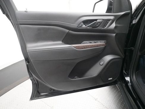 Used 2023 GMC Acadia Denali w/ Trailering Package FWD image 28
