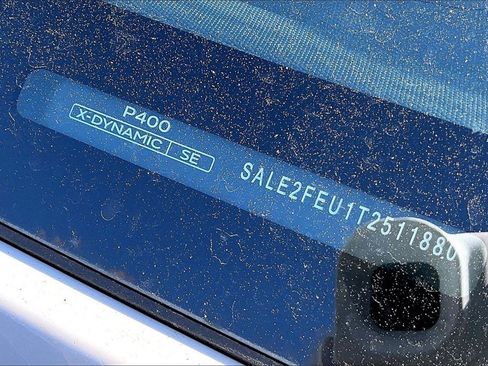 New 2026 Land Rover Defender 130 X-Dynamic SE image 9