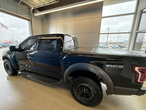 Used 2018 Ford F150 Raptor w/ Equipment Group 802A Luxury image 7